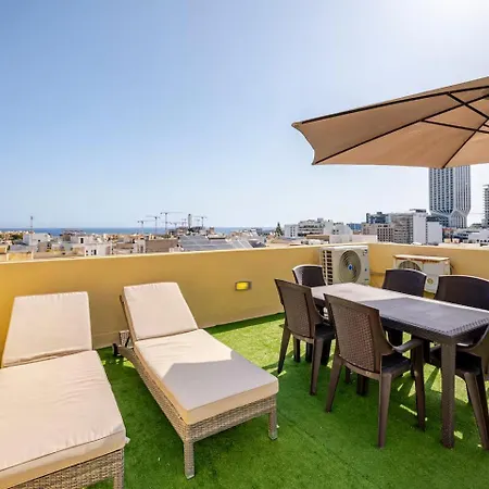 Sea View Jacuzzi Penthouse Near St Julians By Mr Homes *