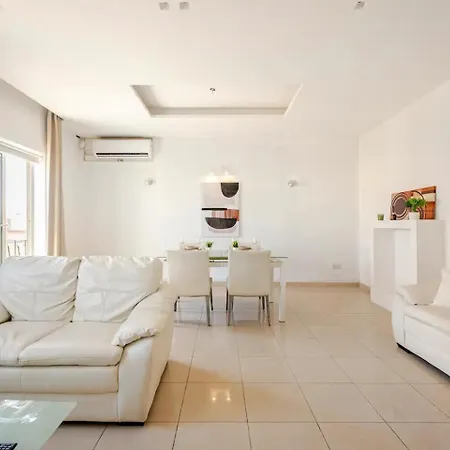 شقة Sea View Jacuzzi Penthouse Near St Julians By Mr Homes *