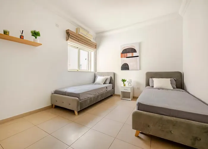 Appartement Luxury 3br Penthouse - Jacuzzi & Seaview Is-Swieqi