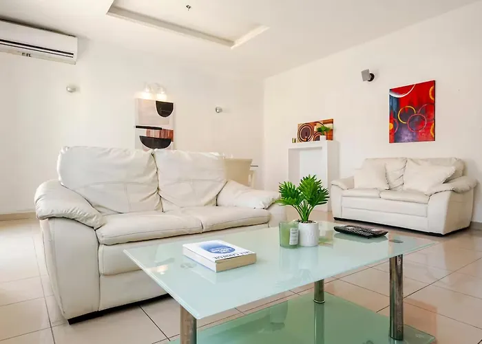 Seaview Jacuzzi 3br Penthouse Апартаменты